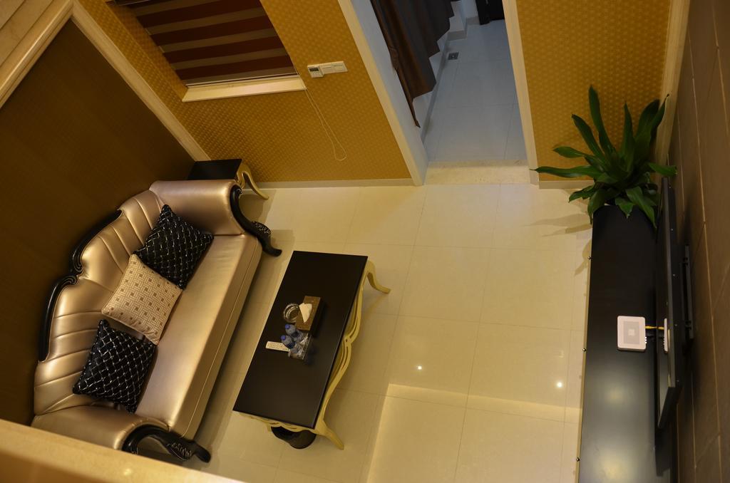 Private Enjoy Home Apartment Foshan Bilik gambar